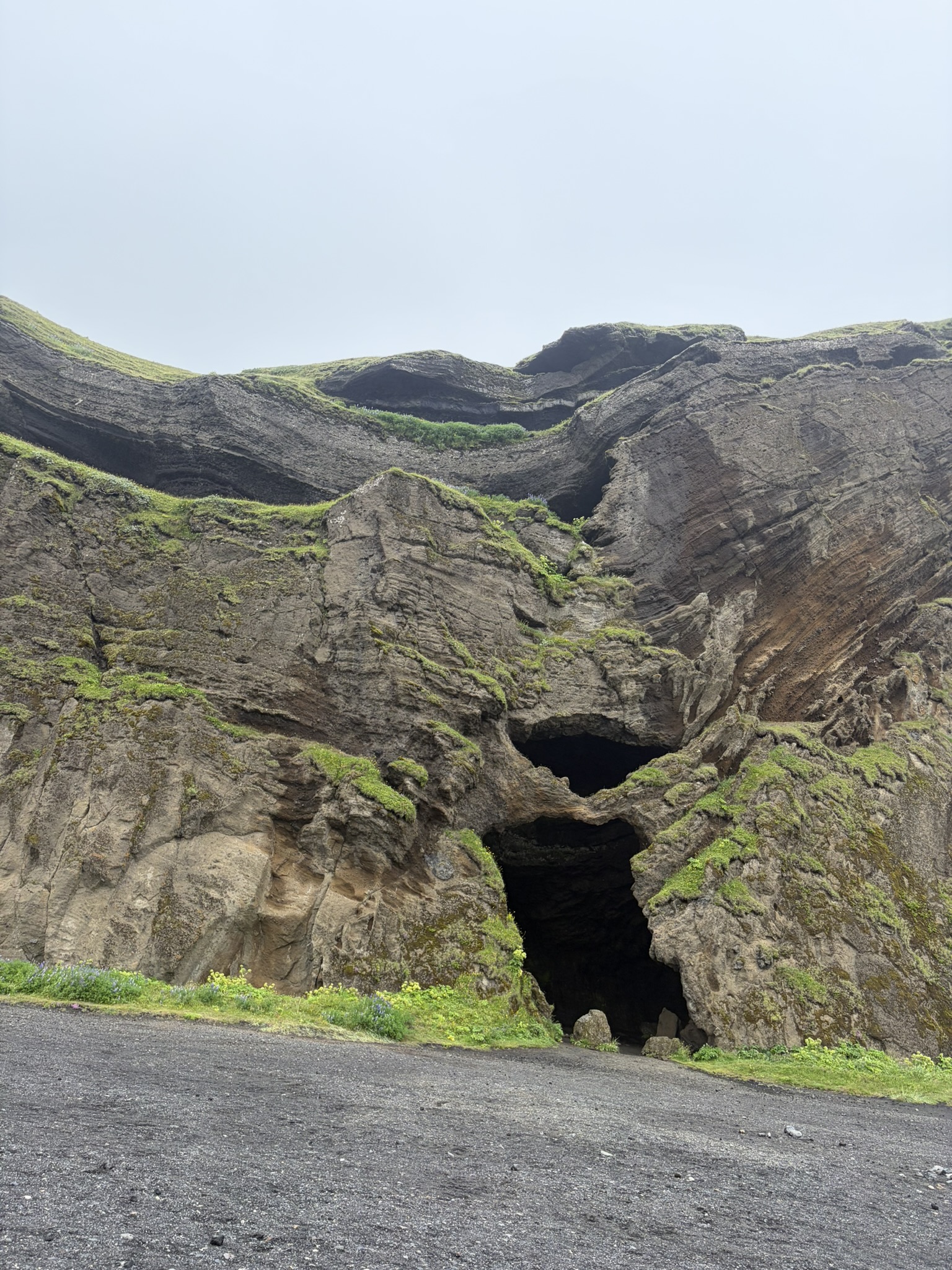 yoda cave